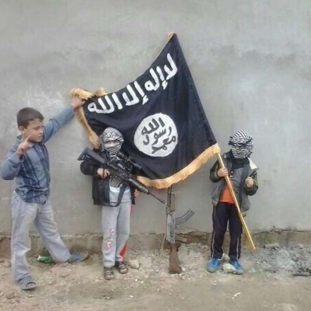 Pokolfajzatok - 8-14 éves gyerekek adják a dzsihadisták utánpótlását