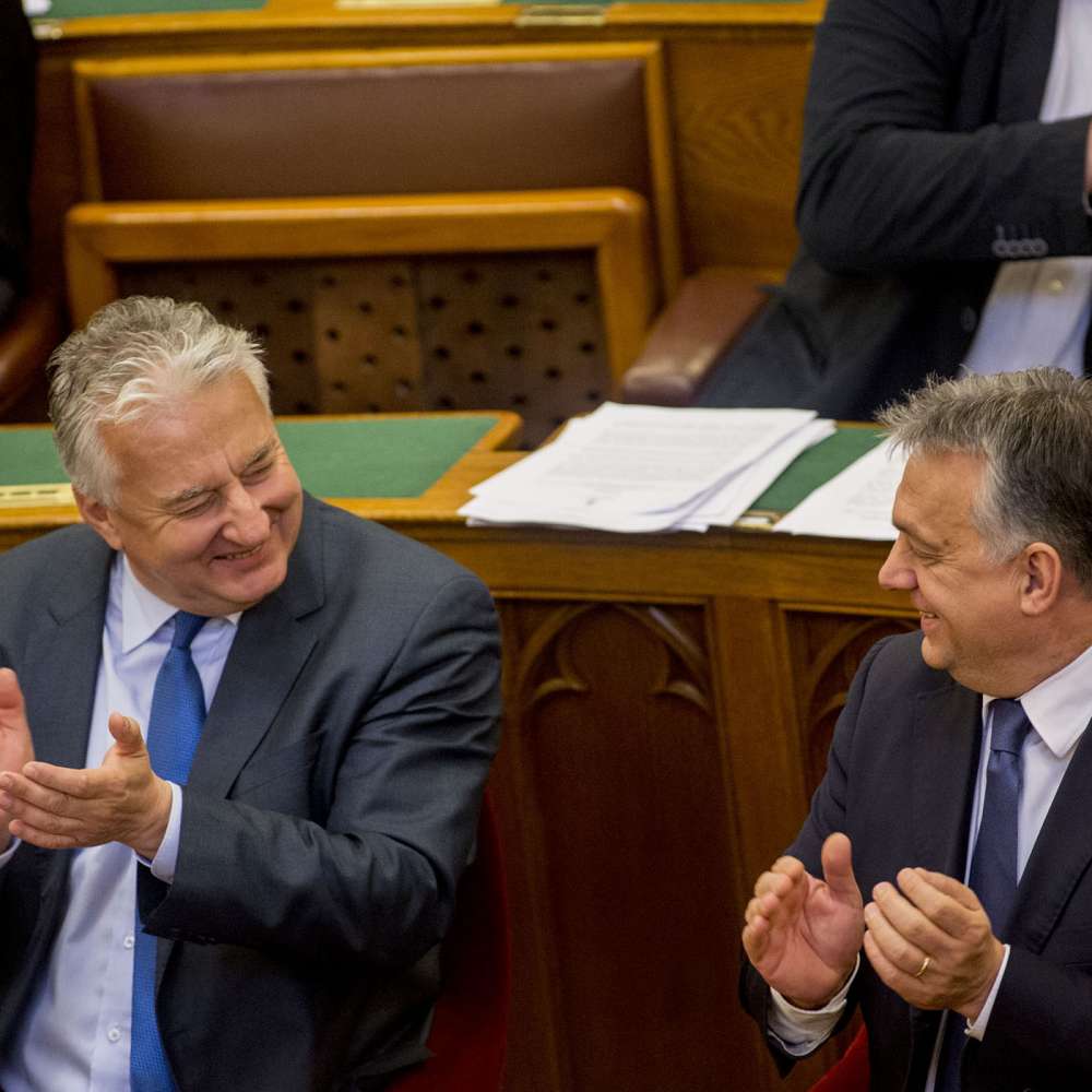 Juncker iszik? Soros beteg? Orbán virul!