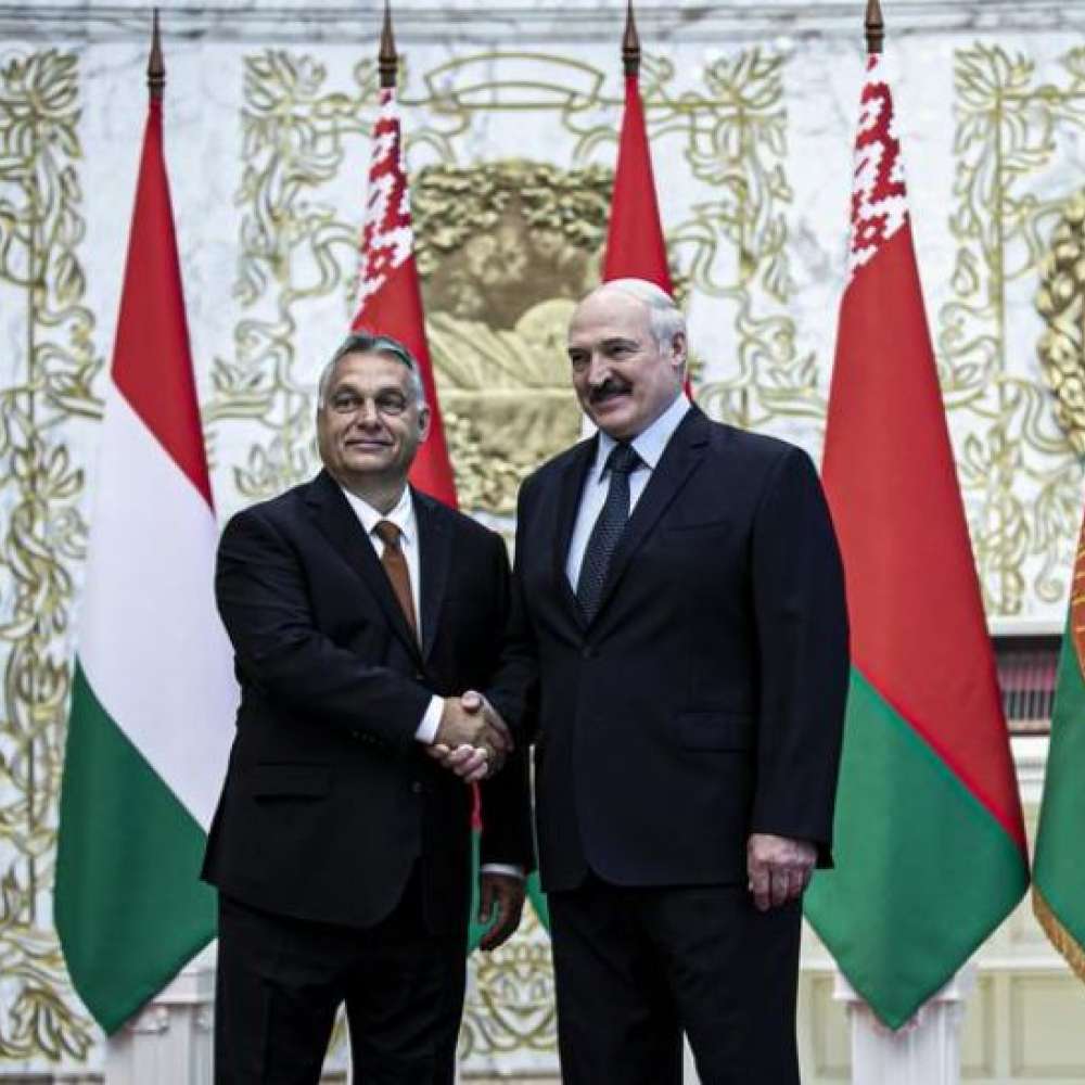 Vajon Orbán fel mer-e szólalni fehérorosz diktátor haverja ellen?